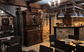 Samson Rooms
